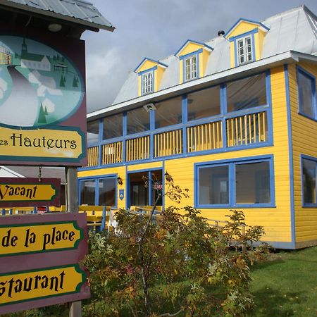 Gite Des Hauteurs Et Cafe De La Place Saint Zenon Экстерьер фото
