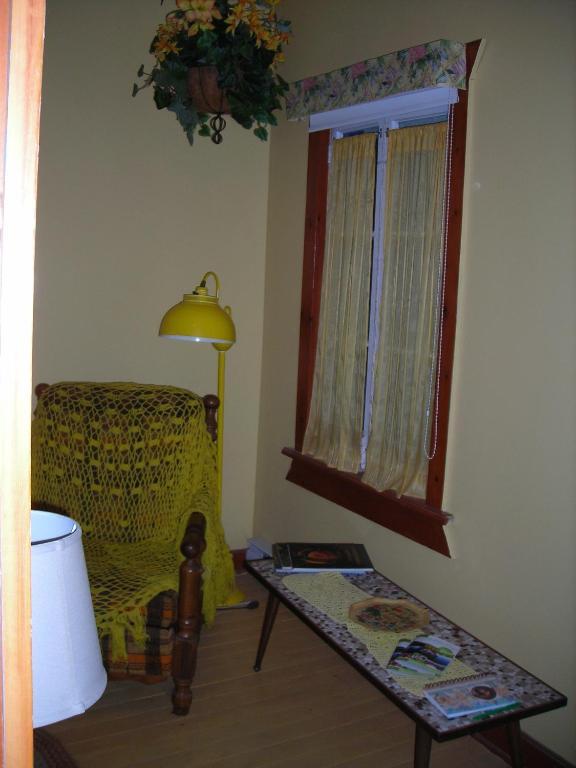Gite Des Hauteurs Et Cafe De La Place Saint Zenon Номер фото